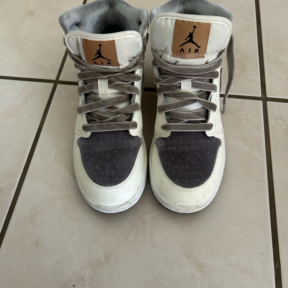 Jordan Kids High-Top Sneakers - White and Gray